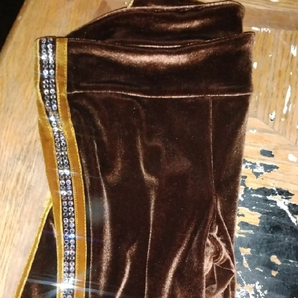 Dolce & Gabbana Brown Velvet Pants - Picture 5 of 5